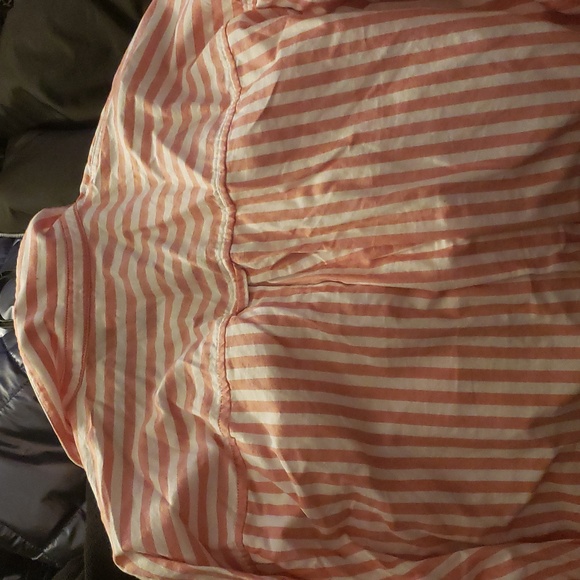 Tailored Women's Shirts [2] - Picture 4 of 4